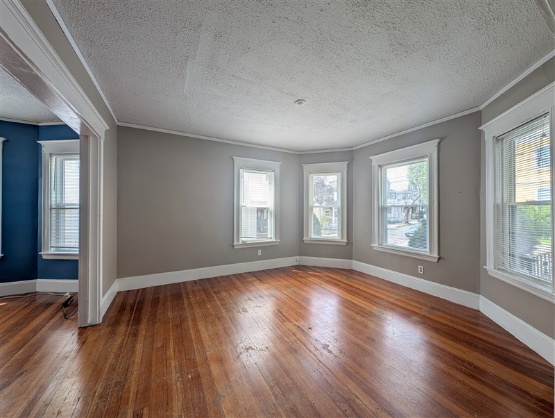 apartment picture