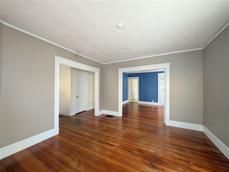 apartment picture