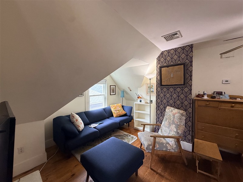 apartment picture