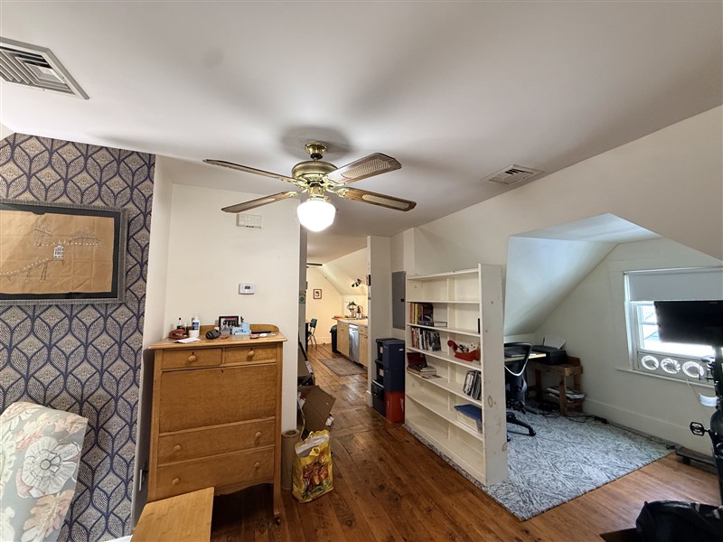 apartment picture