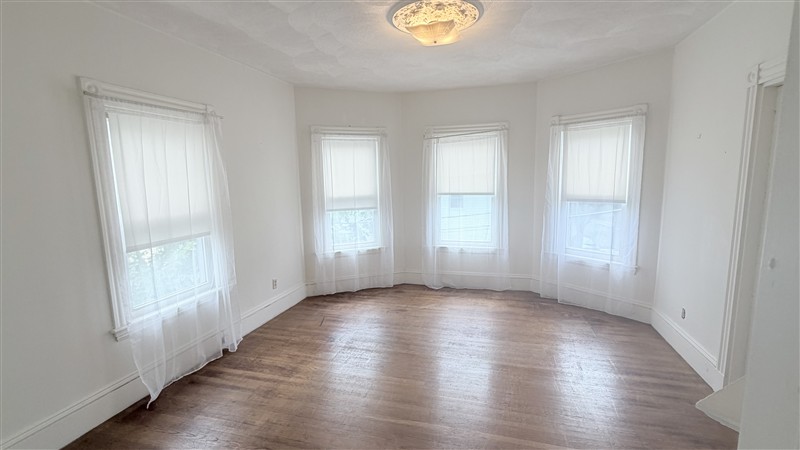 apartment picture