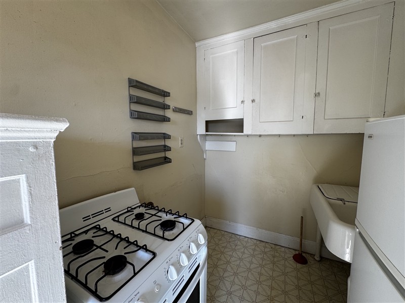 apartment picture
