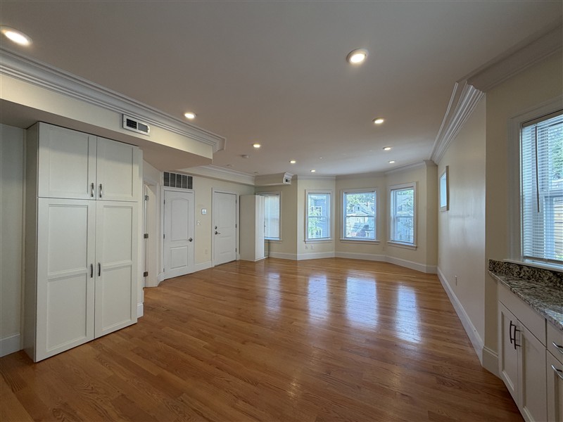 apartment picture