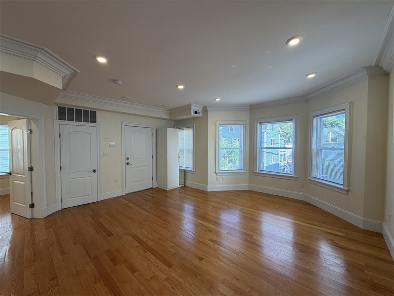 apartment picture