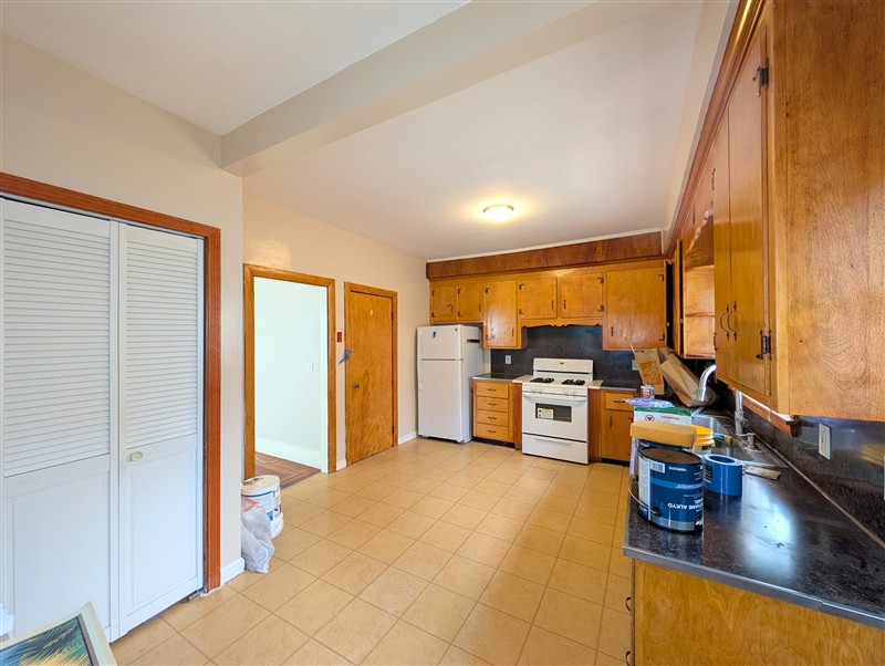 apartment picture