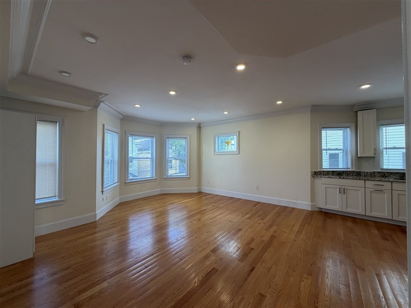 apartment picture