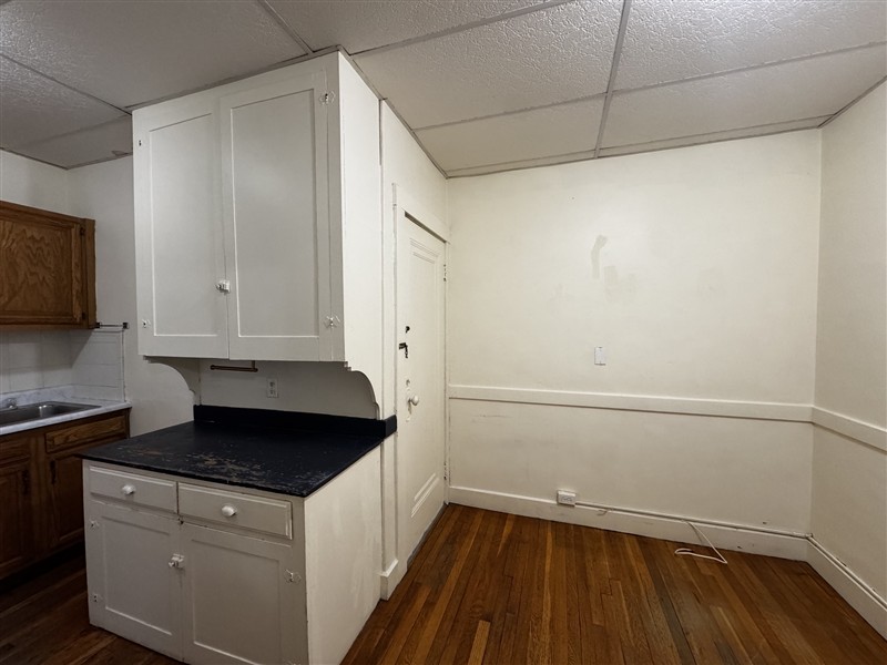 apartment picture