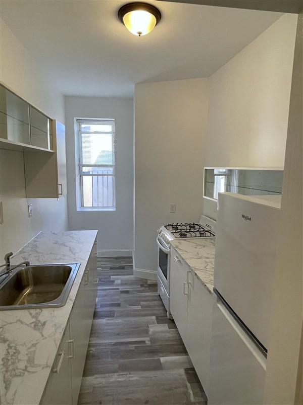 apartment picture