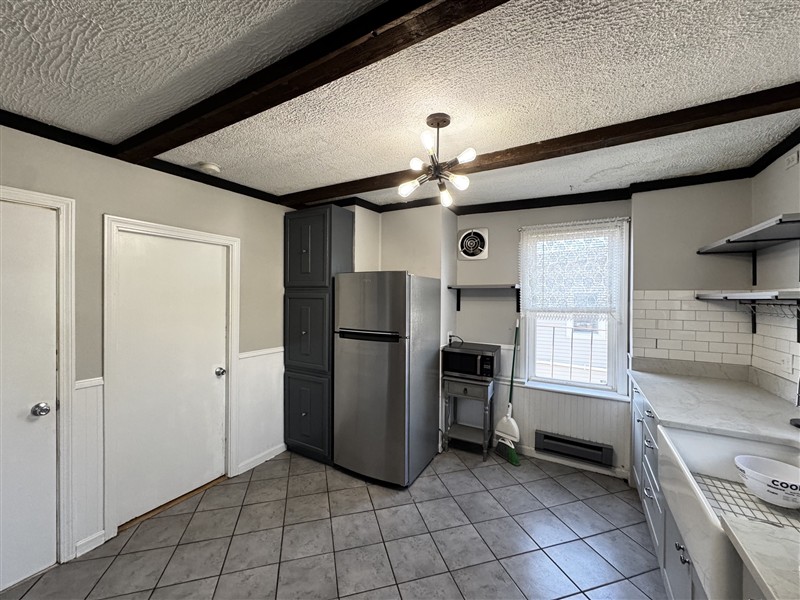 apartment picture