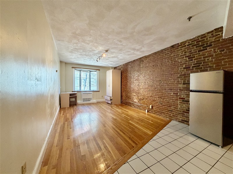 apartment picture