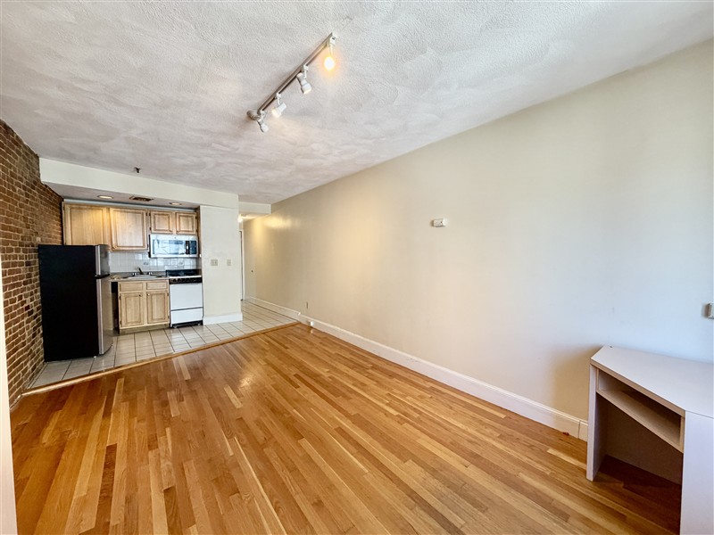 apartment picture