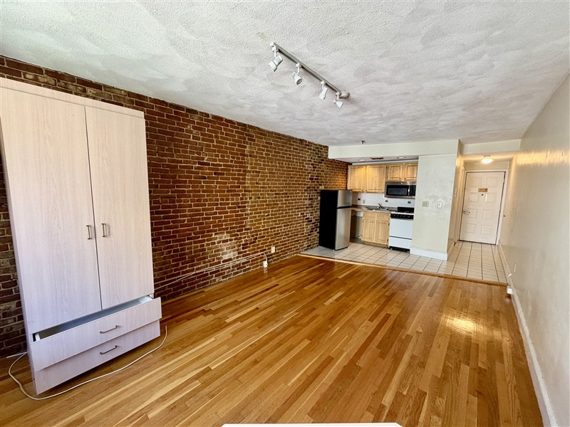 apartment picture