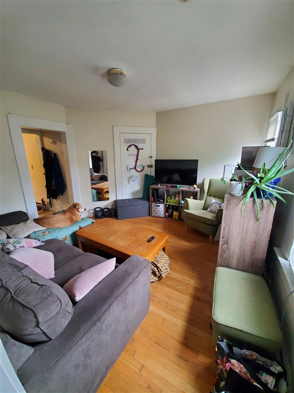 apartment picture