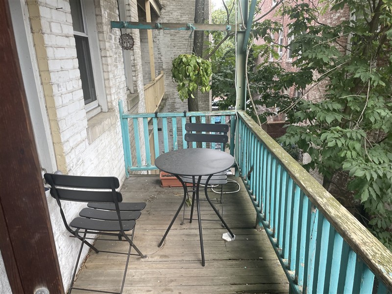 apartment picture