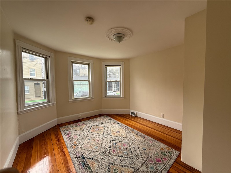 apartment picture
