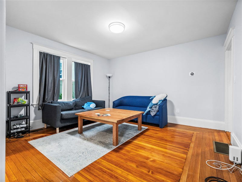 apartment picture