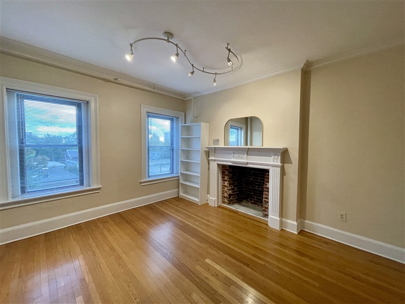 apartment picture