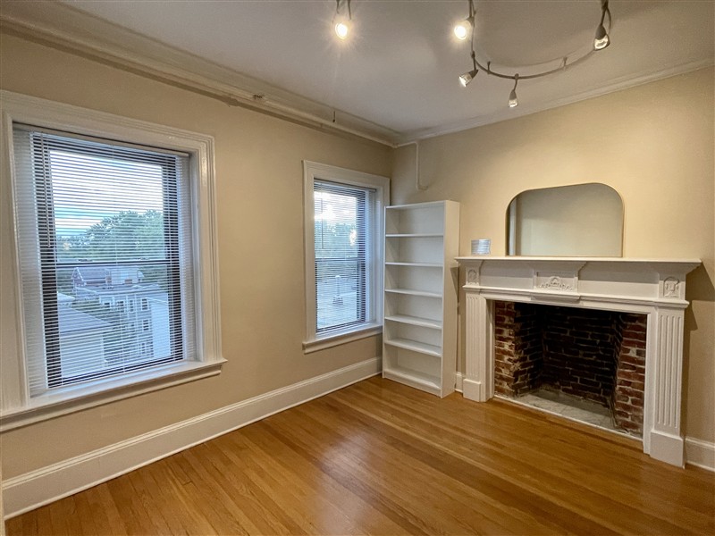 apartment picture