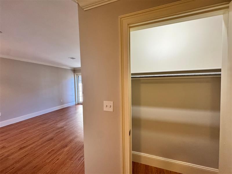 apartment picture