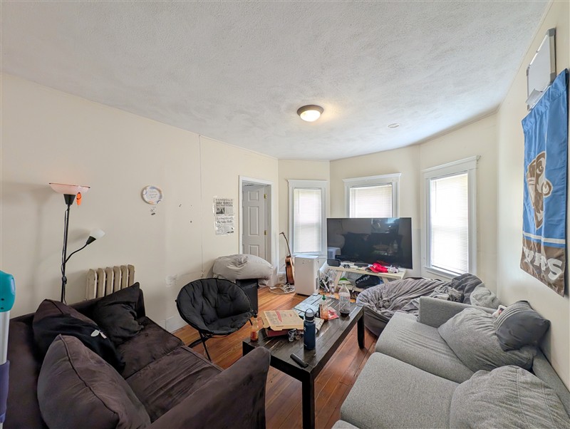 apartment picture