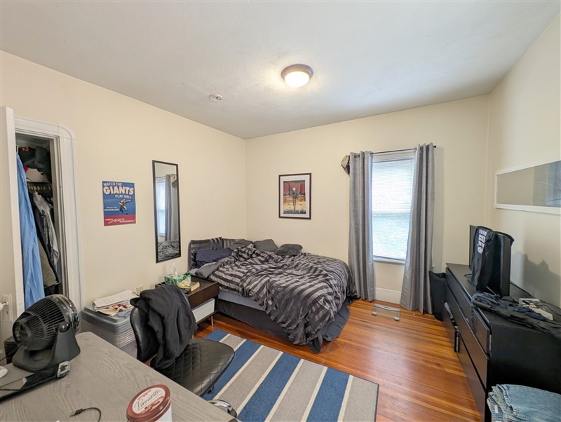 apartment picture