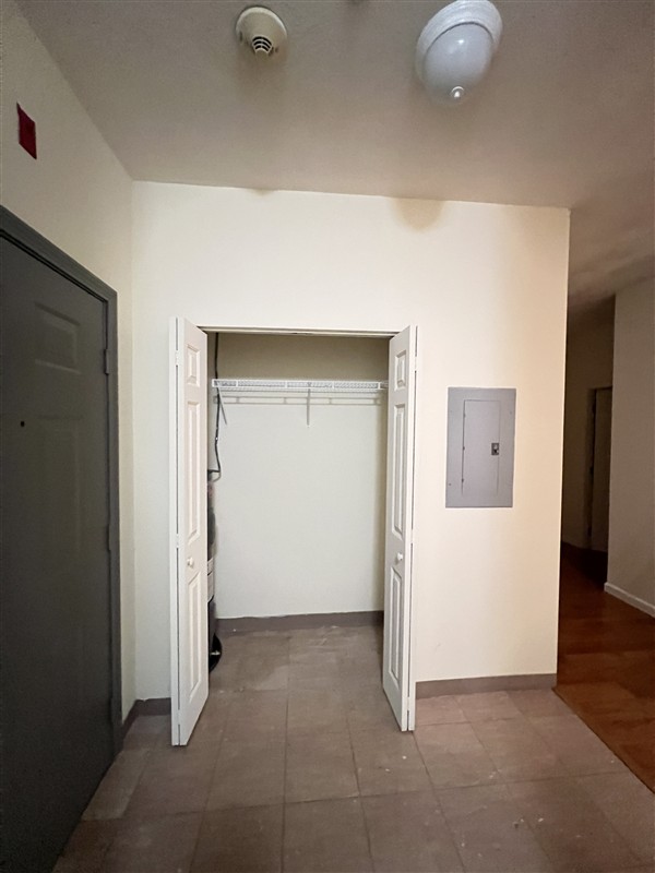 apartment picture