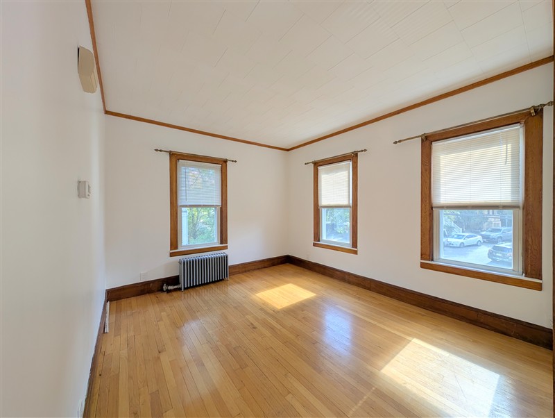 apartment picture