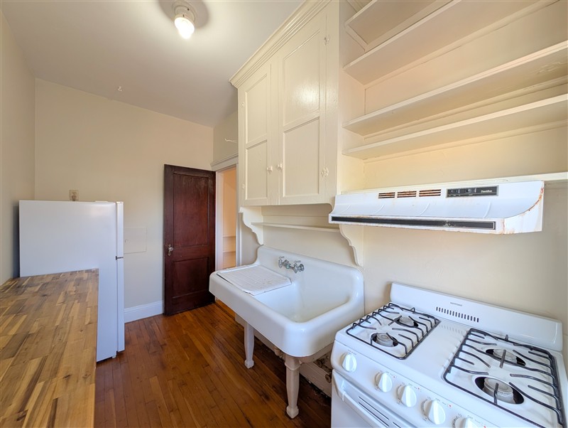 apartment picture