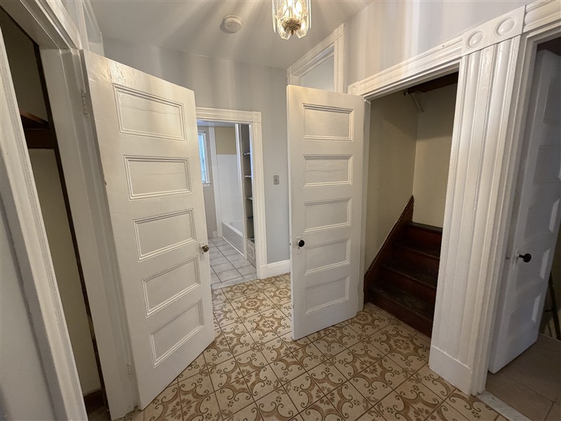 apartment picture