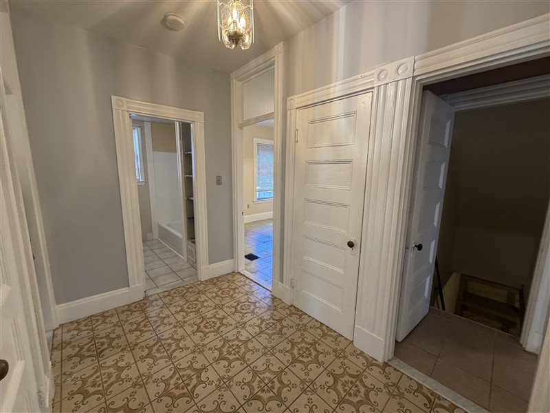 apartment picture