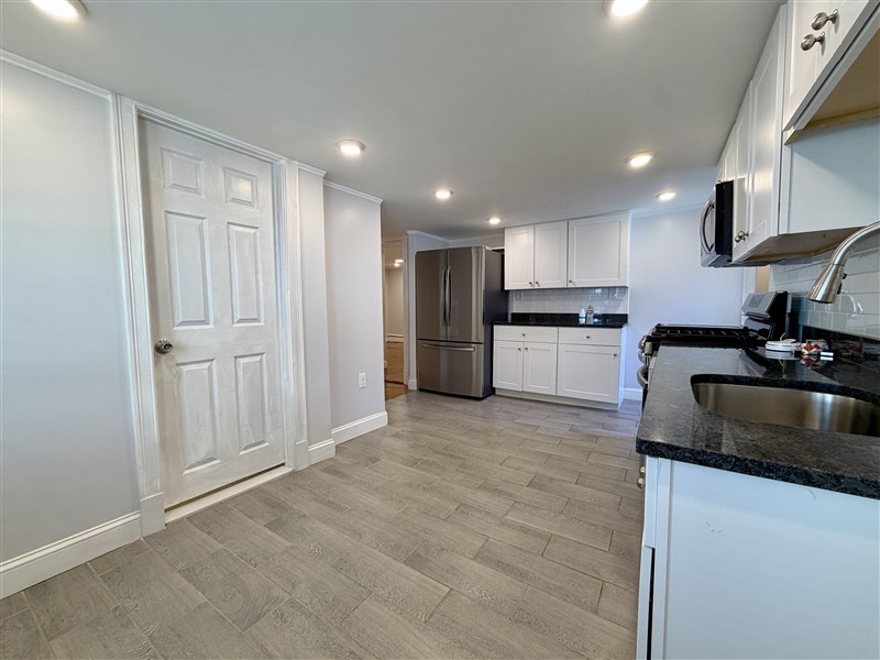 apartment picture