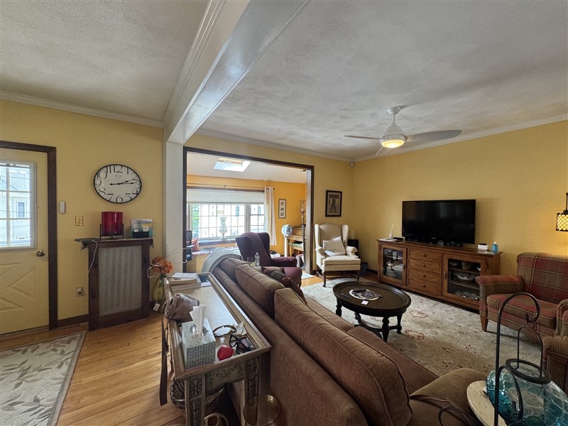 apartment picture