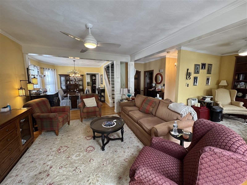 apartment picture