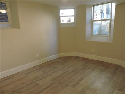 470 Green St, Riverside