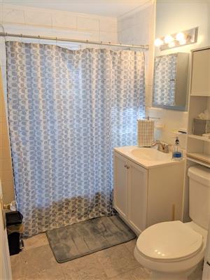 67 Sharon St, West Medford