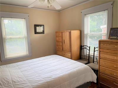 16 Hamilton St, West Somerville