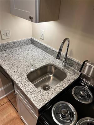 888 Massachusetts Ave, Riverside