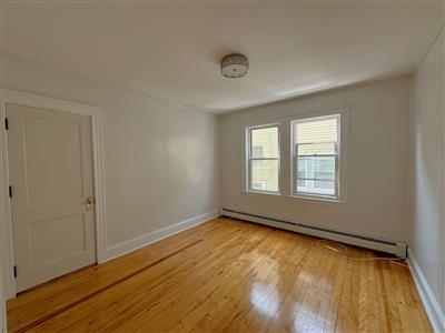 77 Fairfax St, West Somerville