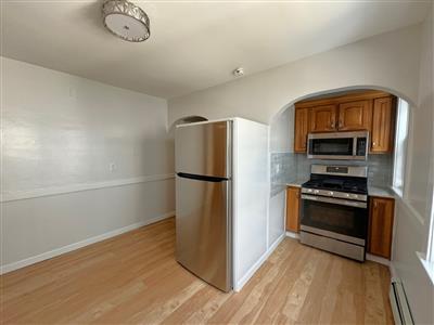 77 Fairfax St, West Somerville