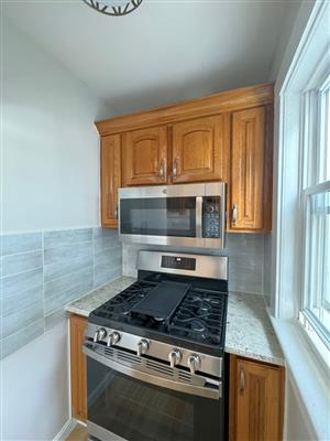 77 Fairfax St, West Somerville