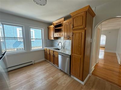 77 Fairfax St, West Somerville