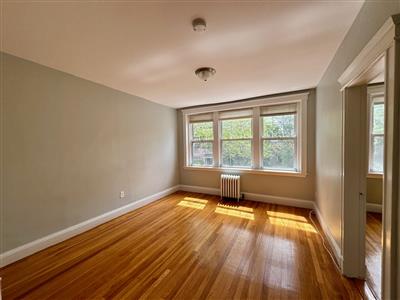 333 Harvard St, Mid-Cambridge