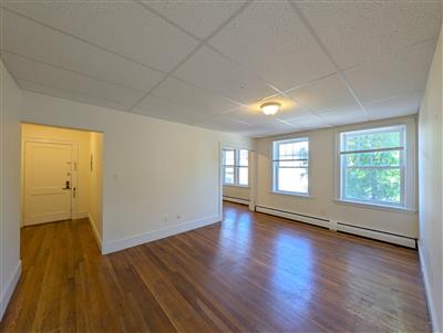 36 College Ave, Tufts