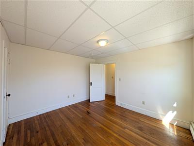 36 College Ave, Tufts