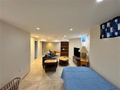 88 Park Ave, Strawberry Hill