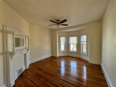 186 Lowell St, Powder House Square