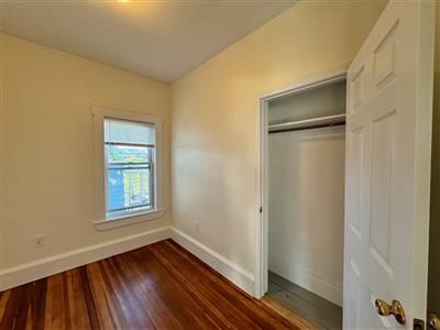 186 Lowell St, Powder House Square