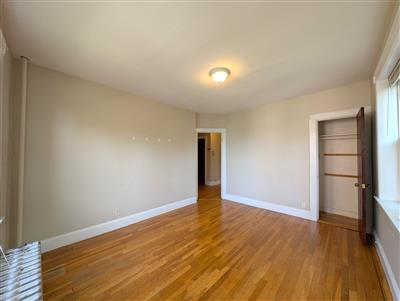 4 Cogswell Ave, North Cambridge