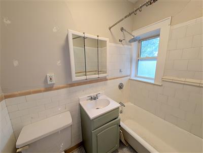 4 Cogswell Ave, North Cambridge