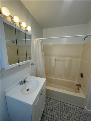 35 Davis Sq, Davis Square